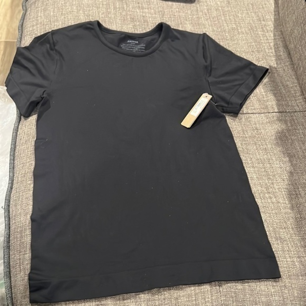 Skims Smoothing T-Shirt - Picture 1 of 3
